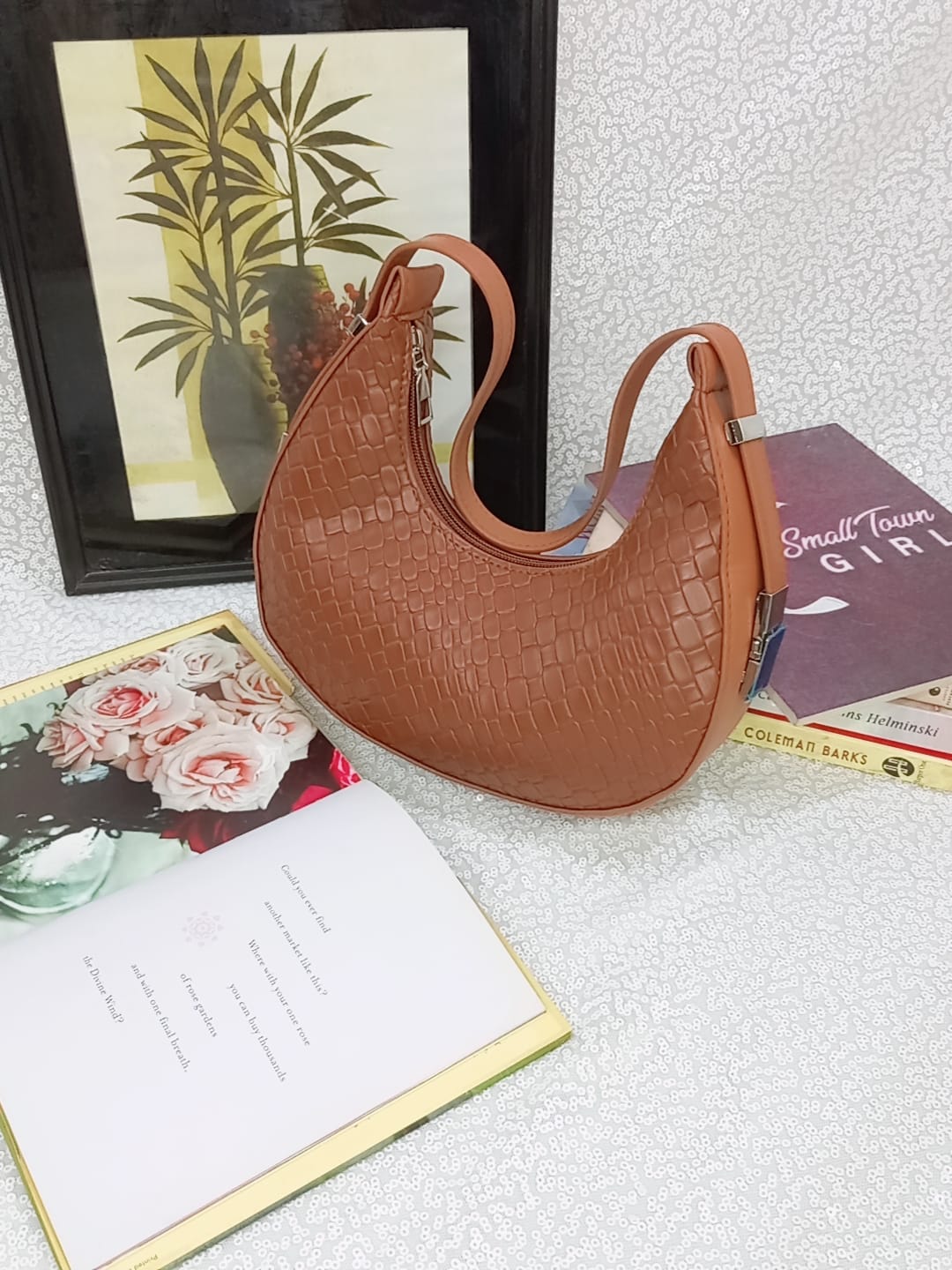 Versatile Hobo Bag (B224)