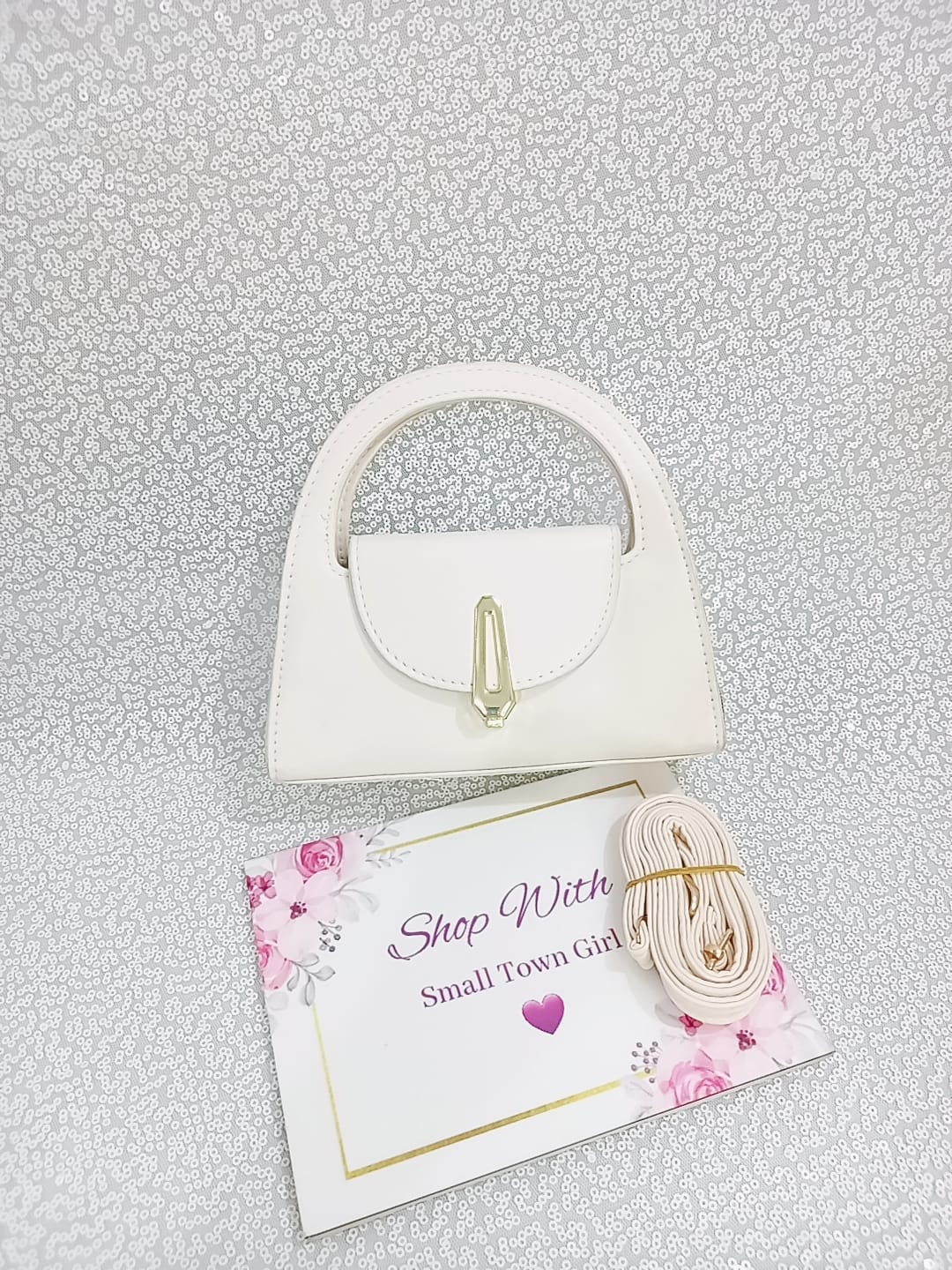 Semi-Circular Bag (B105)
