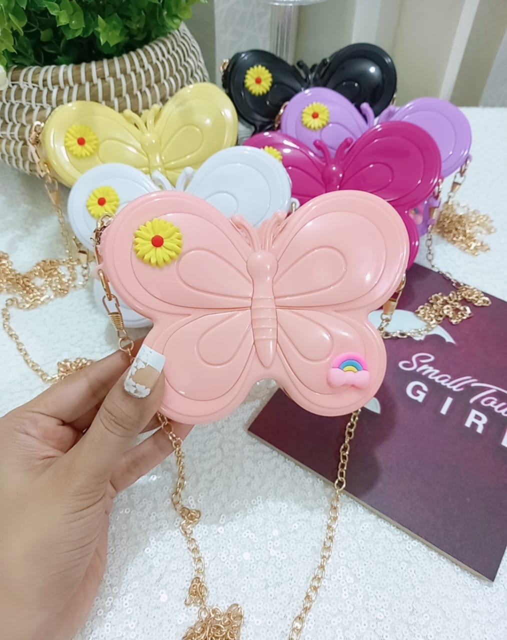 Sparkle Mini Bag for Kids – Cute & Colorful Crossbody (B136)