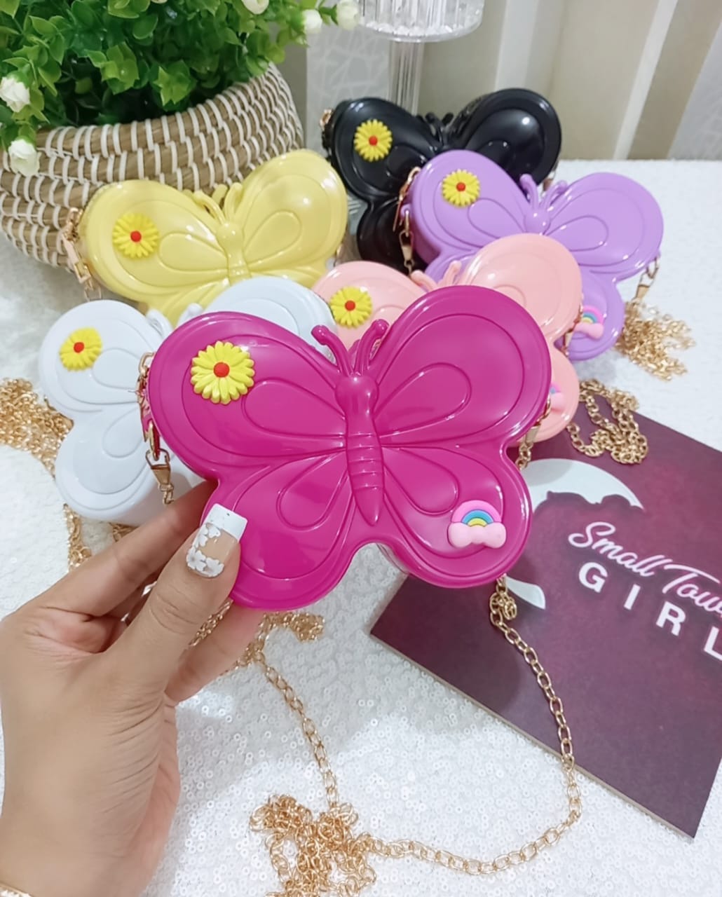 Sparkle Mini Bag for Kids – Cute & Colorful Crossbody (B136)