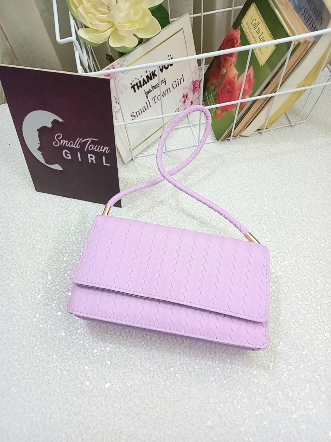 Simple & Stylish Shoulder Bag (B118)